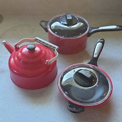 Sale Photo Thumbnail #108: Red Enamel Cookware Set (3-Piece)