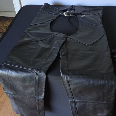 Sale Photo Thumbnail #56: Men's Black Leather Motorcycle Chaps