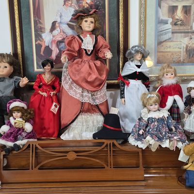 Sale Photo Thumbnail #140: Collection of Assorted Porcelain Collector Dolls