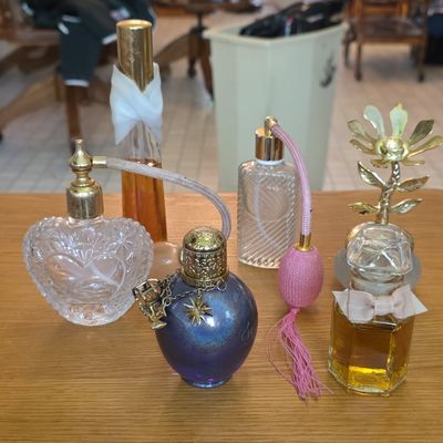 Sale Photo Thumbnail #77: Vintage Perfume Bottle Collection