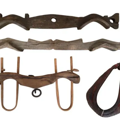 Authentic Harness & Tack Collection: Ox Yoke, Leather Collar & Evener Bars