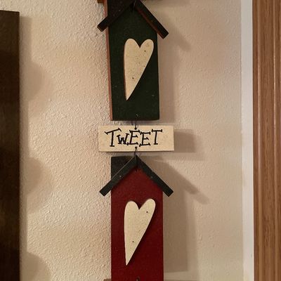 Sale Photo Thumbnail #535: Wall decor