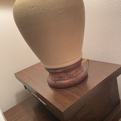 Sale Photo Thumbnail #557: Tiered table with lamp