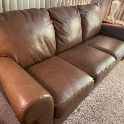 Sale Photo Thumbnail #169: In good condition but does not recline