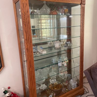 Sale Photo Thumbnail #100: 45” w x 15” d x 76” t
Does not include items in cabinet
Does have keys
Light works