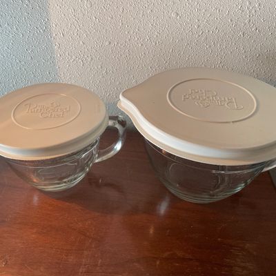 Sale Photo Thumbnail #605: Pampered Chef batter bowls with lids
