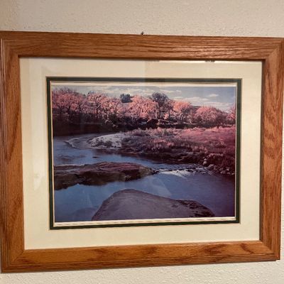 Sale Photo Thumbnail #526: Wood frames