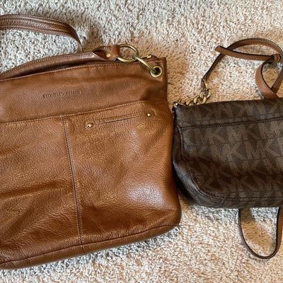 Sale Photo Thumbnail #330: Women’s purses