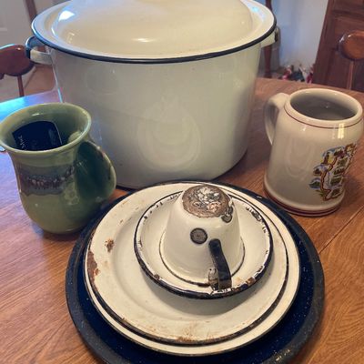 Sale Photo Thumbnail #182: Misc items