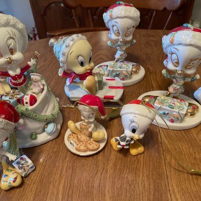 Sale Photo Thumbnail #226: Christmas Tweety