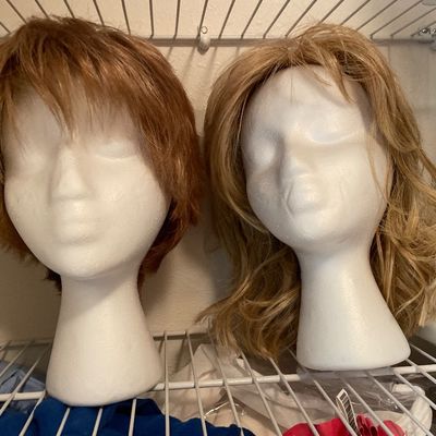 Sale Photo Thumbnail #397: Wigs