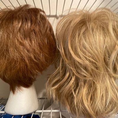 Sale Photo Thumbnail #399: Wigs