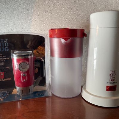 Sale Photo Thumbnail #628: Drink accessories