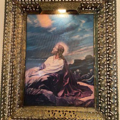 Sale Photo Thumbnail #461: Framed holographic of Jesus
