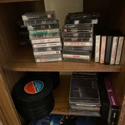 Sale Photo Thumbnail #486: Mostly Elvis
