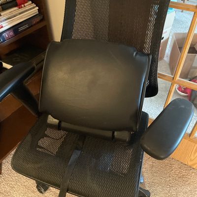 Sale Photo Thumbnail #507: Office chair & rest
