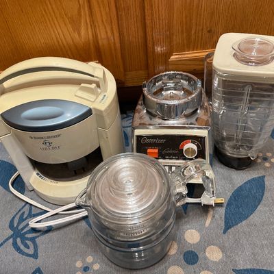 Sale Photo Thumbnail #714: Blender
