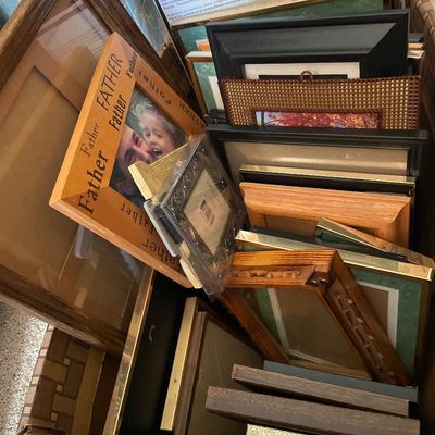 Sale Photo Thumbnail #639: Frames