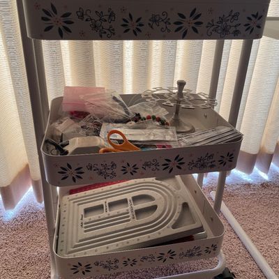 Sale Photo Thumbnail #175: With jewelry crafting