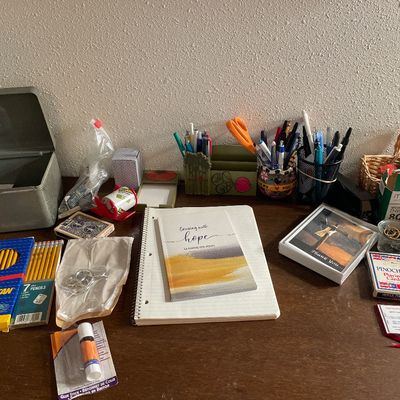 Sale Photo Thumbnail #463: Office items