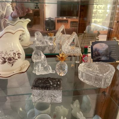 Sale Photo Thumbnail #85: Glass decor