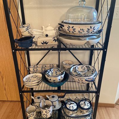 Sale Photo Thumbnail #106: Does not include temptations cookware