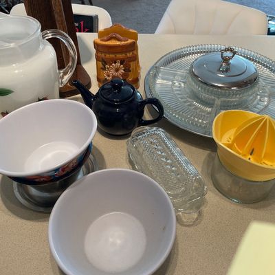 Sale Photo Thumbnail #681: Kitchen
