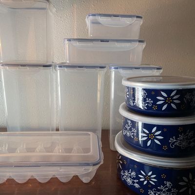Sale Photo Thumbnail #620: Storage containers