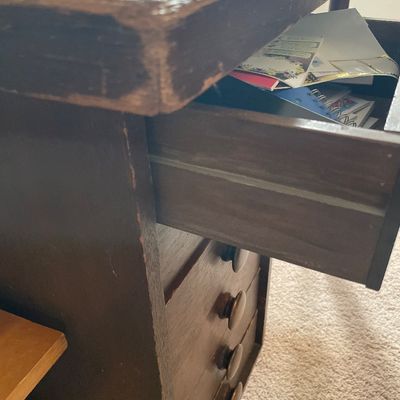 Sale Photo Thumbnail #468: Small office desk only
24” d x 42” w