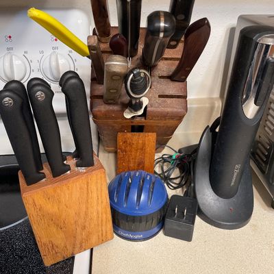 Sale Photo Thumbnail #697: Knives