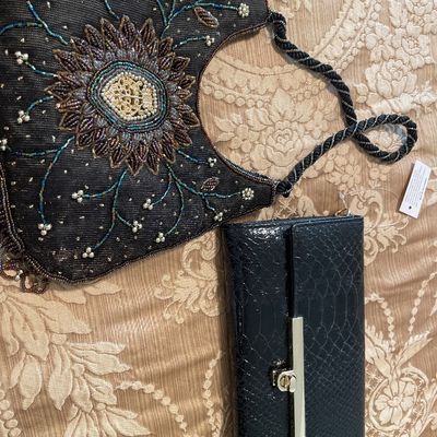 Sale Photo Thumbnail #328: Beaded hand bags