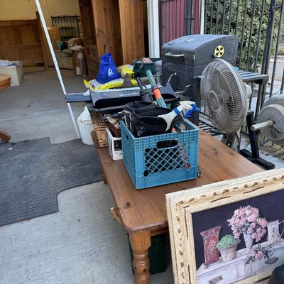 Estate sale photo