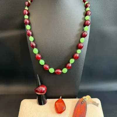 Vintage Bakelite Jewelry