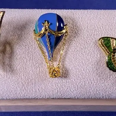 Three Kinetic Mechanical Brooches