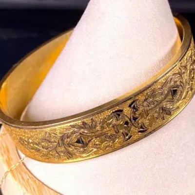 1932 Harvey Clap 1/10 14 Karat, Gold-Filled, Engraved Bangle
