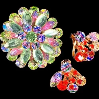 Vintage Watermelon Rhinestone Jewelry -  Vitrial Glass - Unsigned
