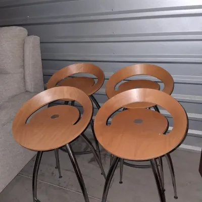 Set of 4 Lyra Wood & Metal Bar Stools