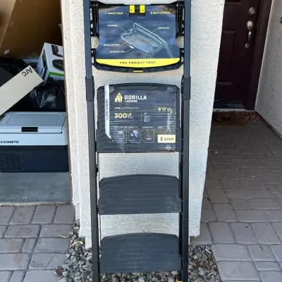 Gorilla Step Ladder 