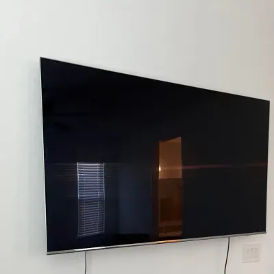 Samsung 65” Smart Tv