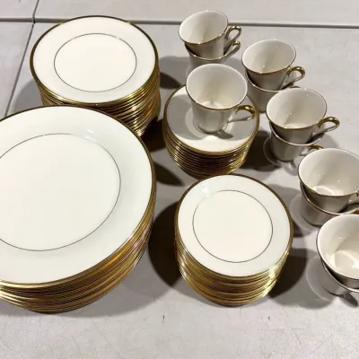Sale Photo Thumbnail #386: Lot 9082 lenox eternal fine bone china dishes