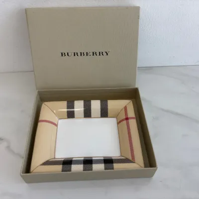 Sale Photo Thumbnail #178: Lot 8862 burberry porcelain trinket dish catchall tray