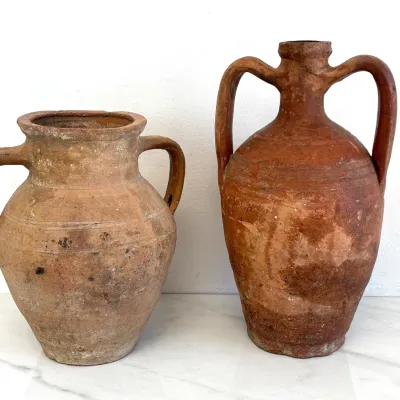 Sale Photo Thumbnail #370: Lot 9066 terracotta amphora jars