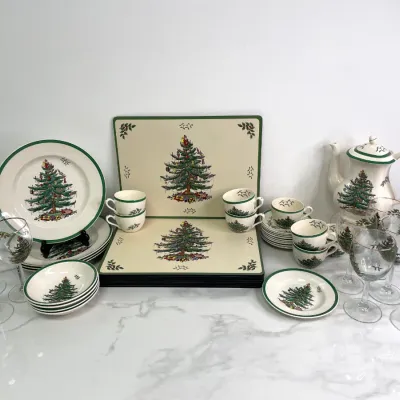 Sale Photo Thumbnail #385: Lot 9081 vintage spode christmas tree dishes placemats