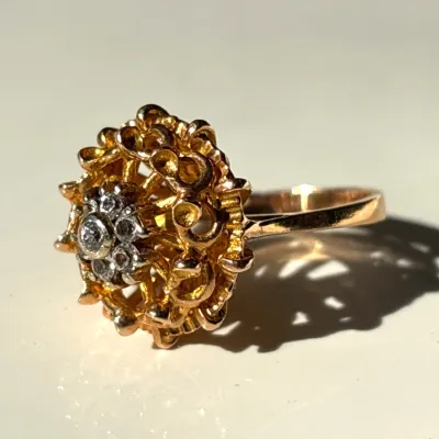 Sale Photo Thumbnail #434: Lot 9136 14k gold floral cluster ring jewelry