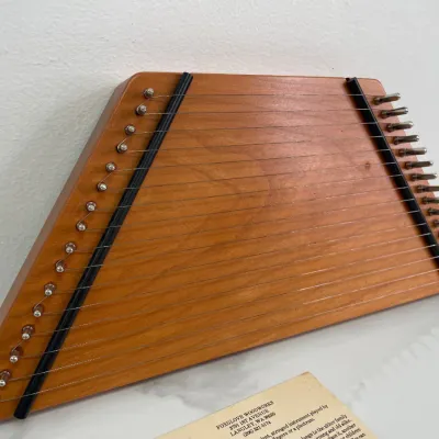 Sale Photo Thumbnail #374: Lot 9070 foxglove woodworks psaltery musical instrument
