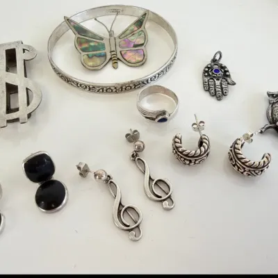 Sale Photo Thumbnail #307: Lot 9002 sterling silver jewelry earringspinsbrooches more