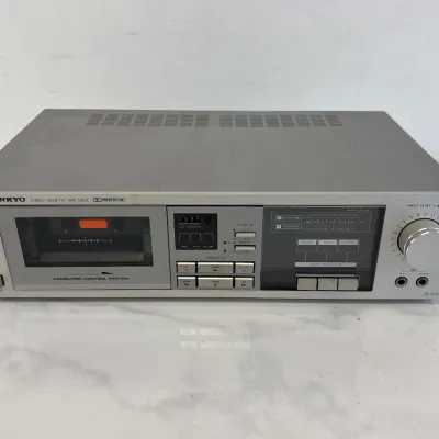 Sale Photo Thumbnail #15: Lot 8692 vintage onkyo stereo cassettetape deck