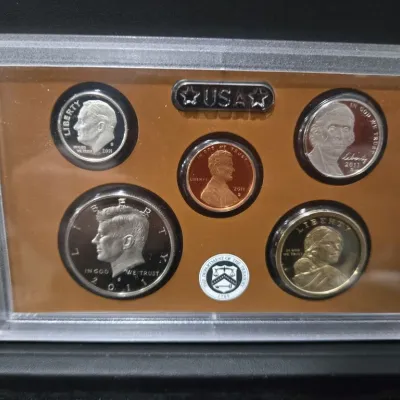 Sale Photo Thumbnail #5:  Proof Set 2011-S