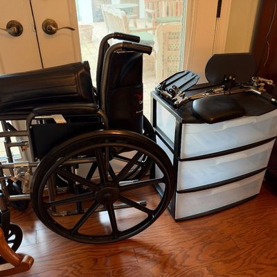 Sale Photo Thumbnail #95: Wheelchair 