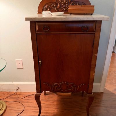 Sale Photo Thumbnail #99: Antique Eastlake-style cabinet 